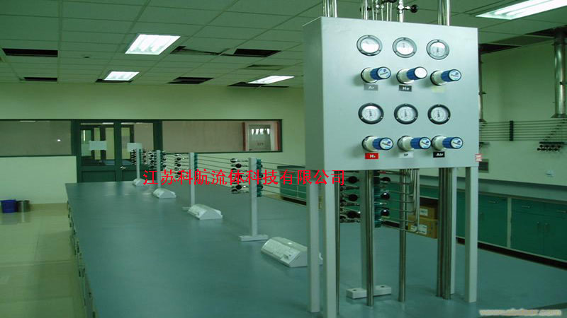 江西南昌大学实验室气相色谱气管安装